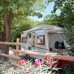 Camping L\' Arlesienne