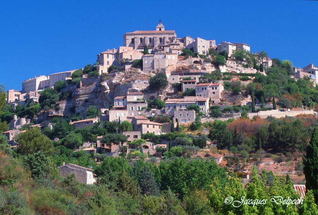 L' Arlesienne Campsite 3*
