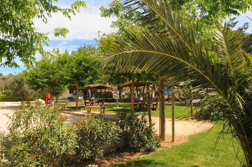 Campsite L' Arlesienne Arles